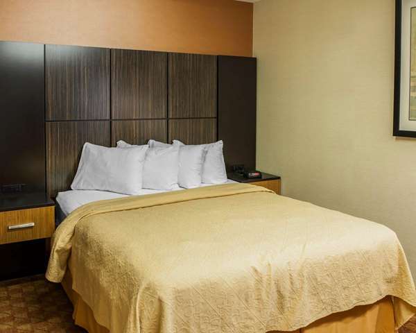 Suite - Quality Inn Franklin - I-65, Exit 90