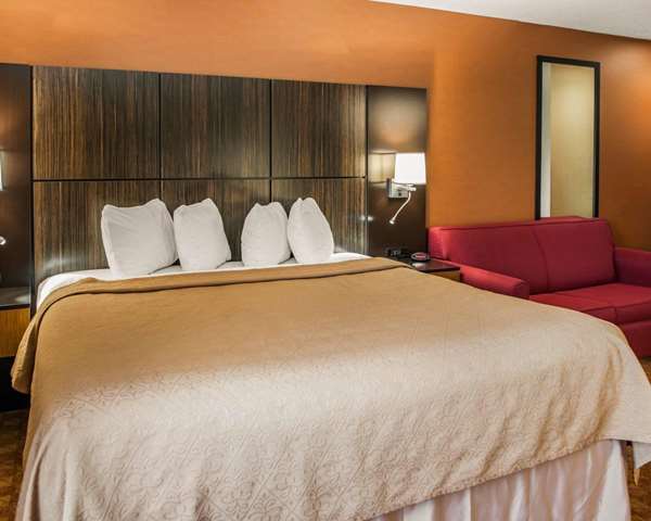 Suite - Quality Inn Franklin - I-65, Exit 90