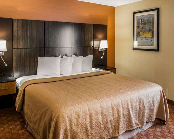 Suite - Quality Inn Franklin - I-65, Exit 90
