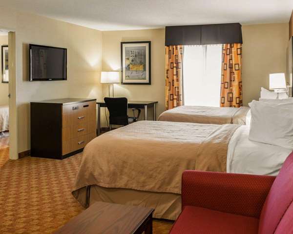 Suite - Quality Inn Franklin - I-65, Exit 90