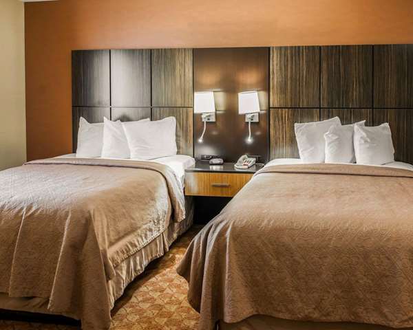 Suite - Quality Inn Franklin - I-65, Exit 90