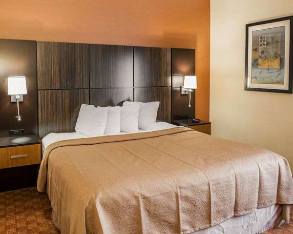 Suite - Quality Inn Franklin - I-65, Exit 90