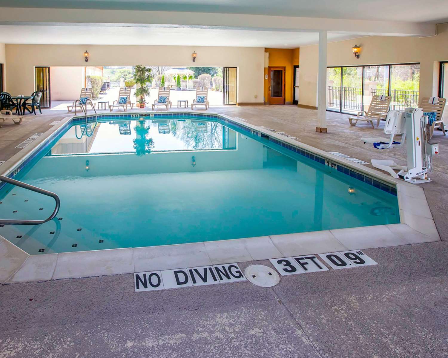 Comfort Suites Notre Dame University South Bend In See Discounts