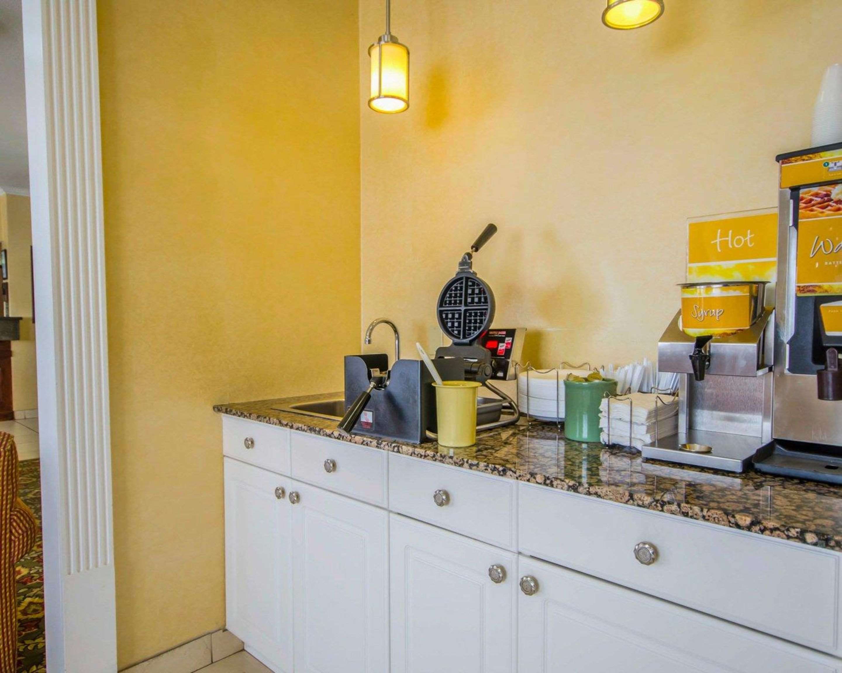 Free breakfast with waffles | Quality Inn East