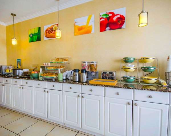 Amenities - Quality Inn Evansville