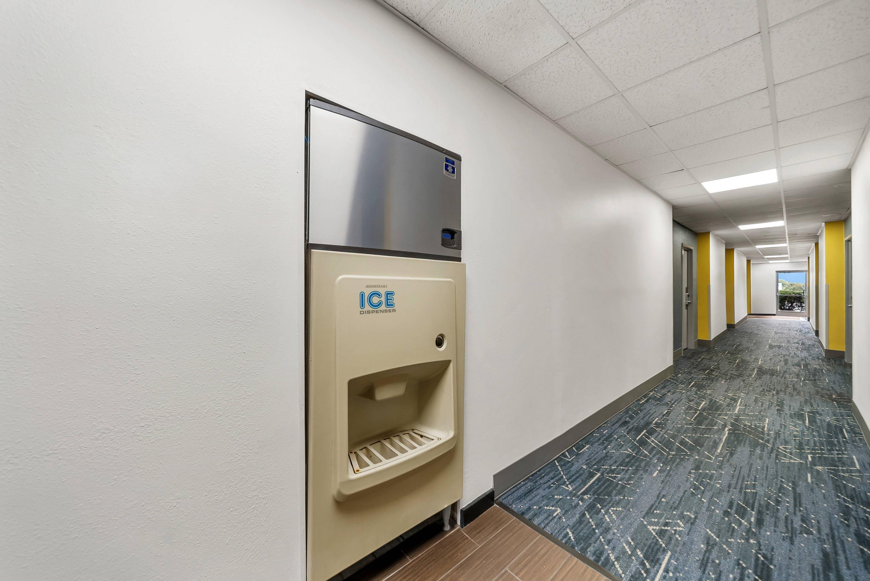 Ice machine | Comfort Inn Plainfield - Indianapolis Airport