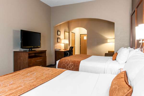  - Comfort Suites Vincennes