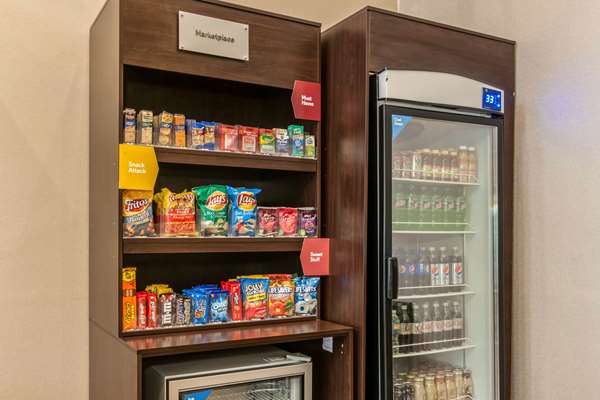  - Comfort Suites Vincennes