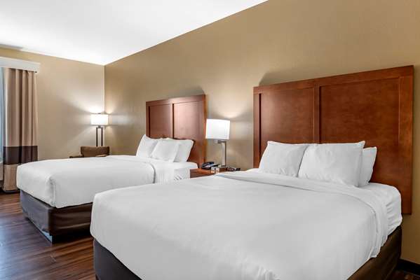  - Comfort Inn Crawfordsville - I-74, Exit 34