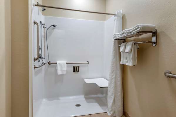  - Comfort Inn Crawfordsville - I-74, Exit 34