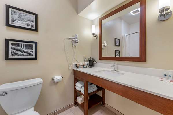  - Comfort Inn Crawfordsville - I-74, Exit 34