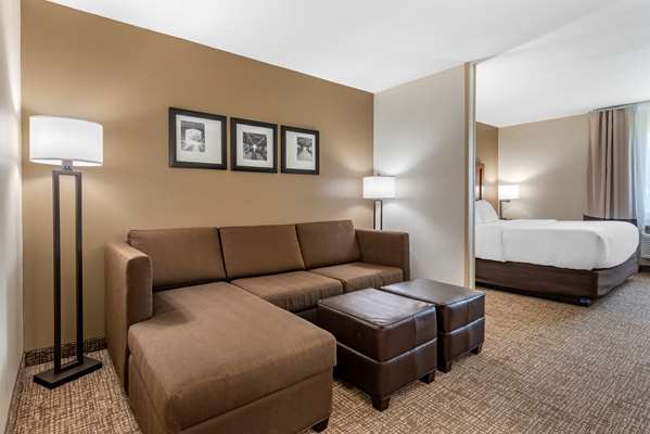  - Comfort Inn Crawfordsville - I-74, Exit 34