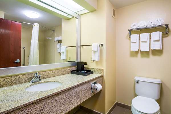  - Quality Inn Sellersburg - I-65, Exit 9