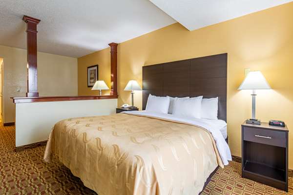  - Quality Inn Sellersburg - I-65, Exit 9