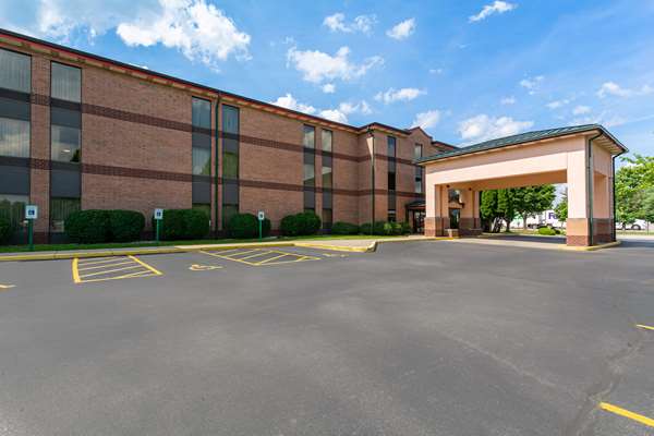 Exterior view - Quality Inn Sellersburg - I-65, Exit 9