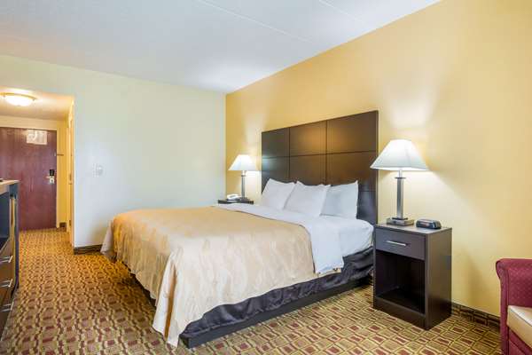  - Quality Inn Sellersburg - I-65, Exit 9