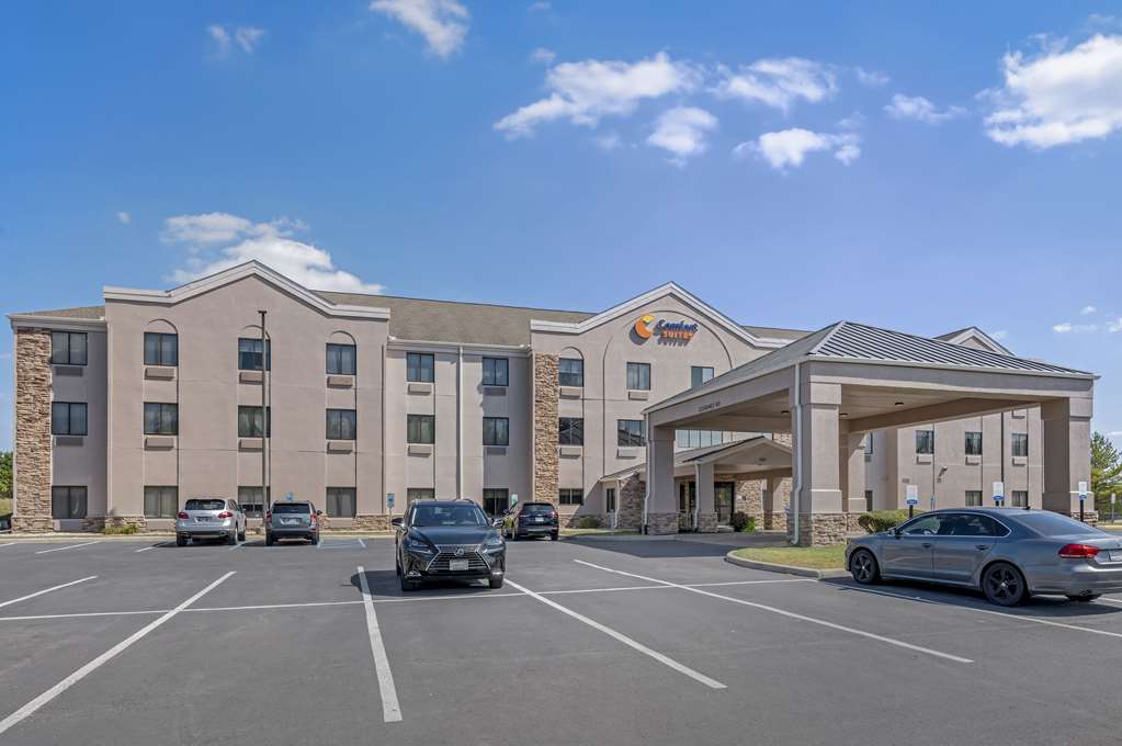 Comfort Suites