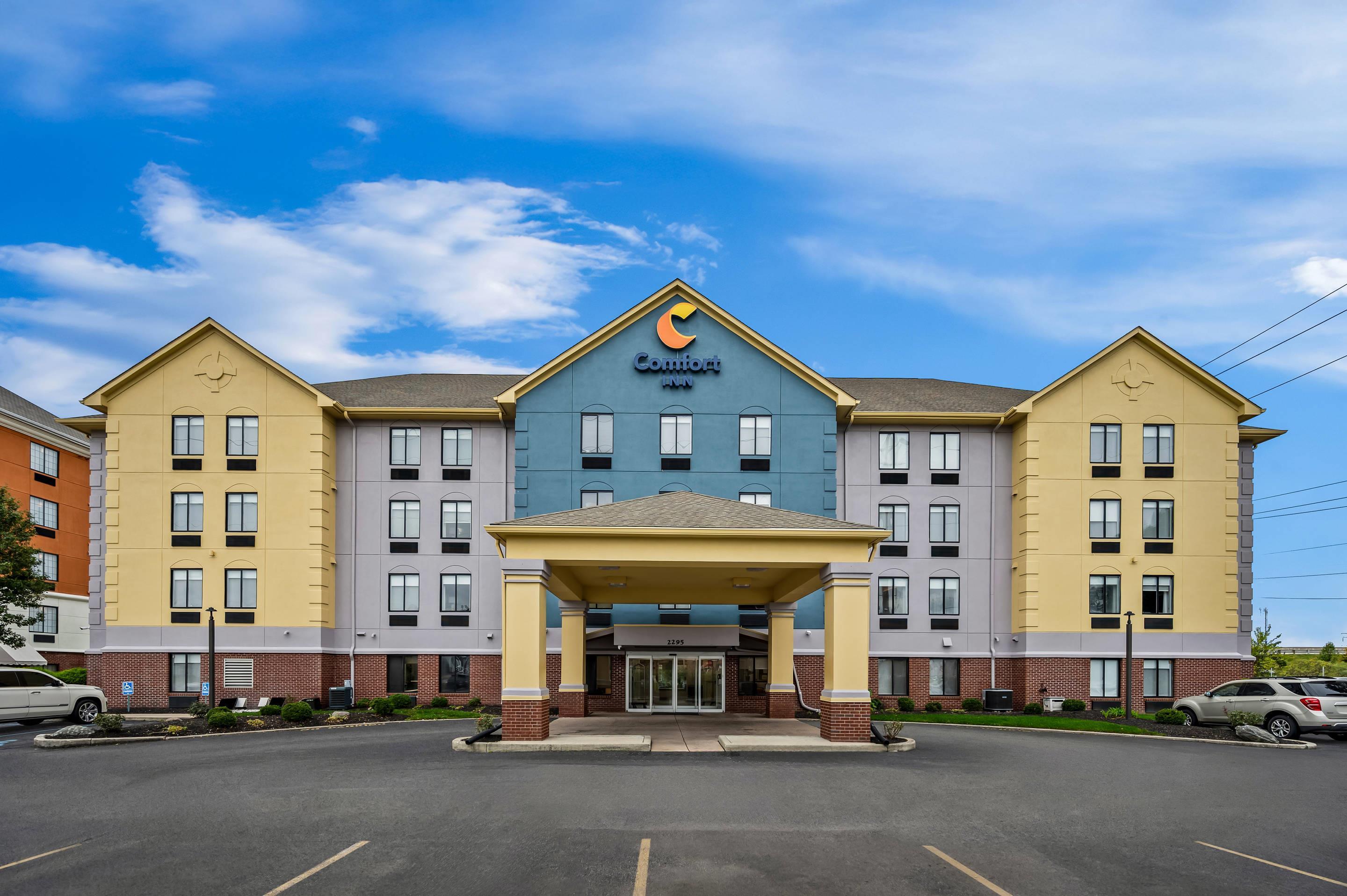 Hotel exterior | Comfort Inn East