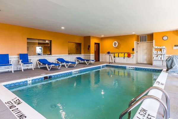 Pool - Comfort Suites North Fort Wayne - I-69, Exit 316