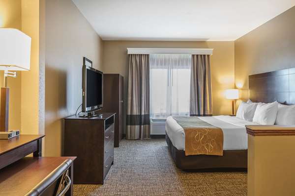  - Comfort Suites North Fort Wayne - I-69, Exit 316