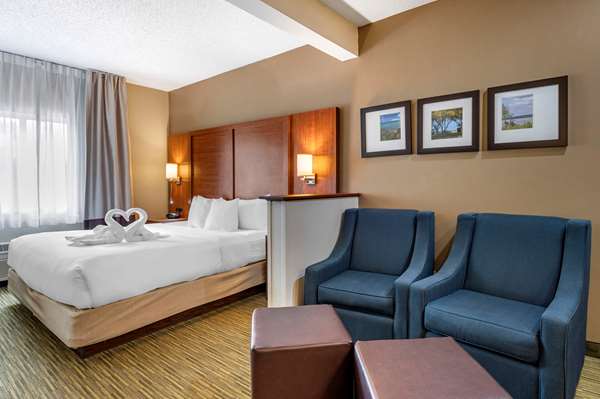  - Comfort Suites Northpointe Blvd Elkhart - I-80 & I-90, Exit 92