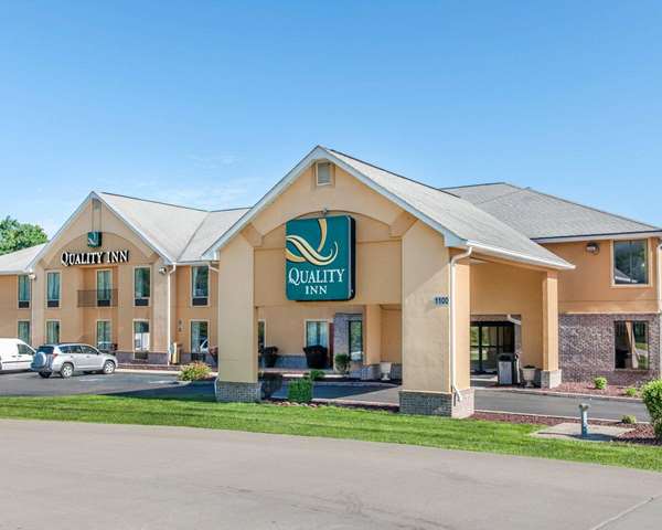 Exterior view - Quality Inn Bloomington