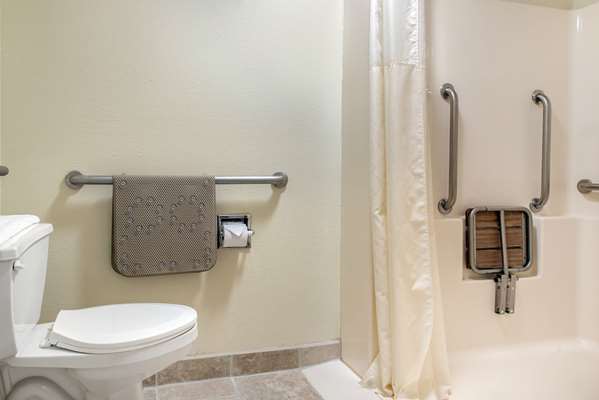  - Quality Inn Bloomington
