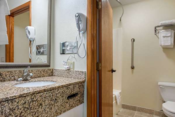  - Quality Inn Bloomington