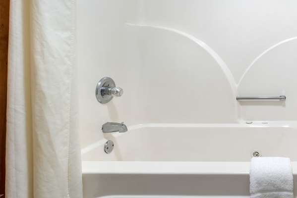  - Quality Inn Bloomington