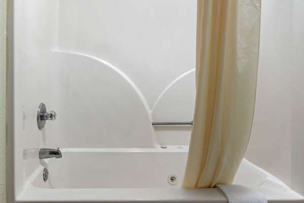  - Quality Inn Bloomington