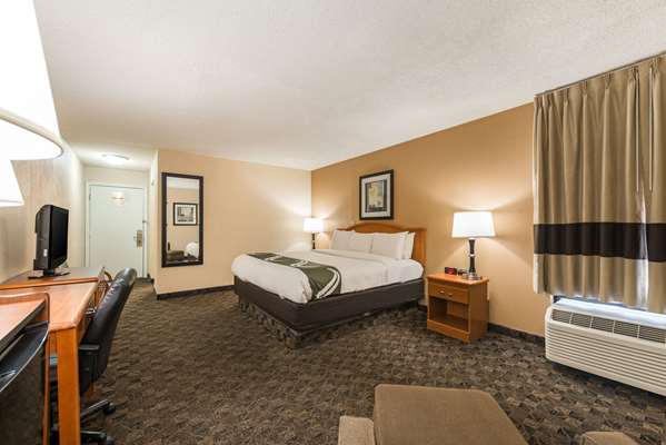  - Quality Inn & Suites Portage Portage - I-80 & I-90, Exit 23