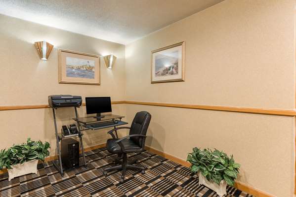Conference Area - Quality Inn & Suites Portage Portage - I-80 & I-90, Exit 23