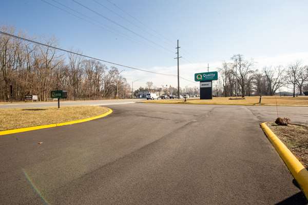 Exterior view - Quality Inn & Suites Portage Portage - I-80 & I-90, Exit 23