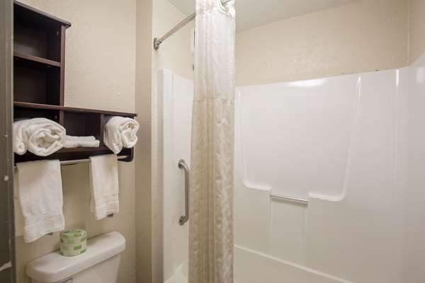 Suite - Quality Inn & Suites Portage Portage - I-80 & I-90, Exit 23