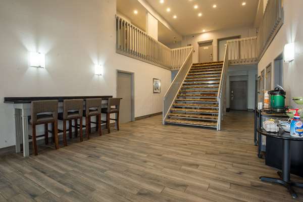 Amenities - Quality Inn & Suites Portage Portage - I-80 & I-90, Exit 23