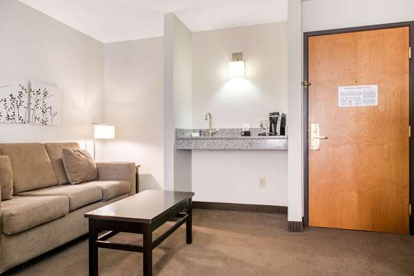  - Sleep Inn & Suites Columbus - I-65, Exit 68