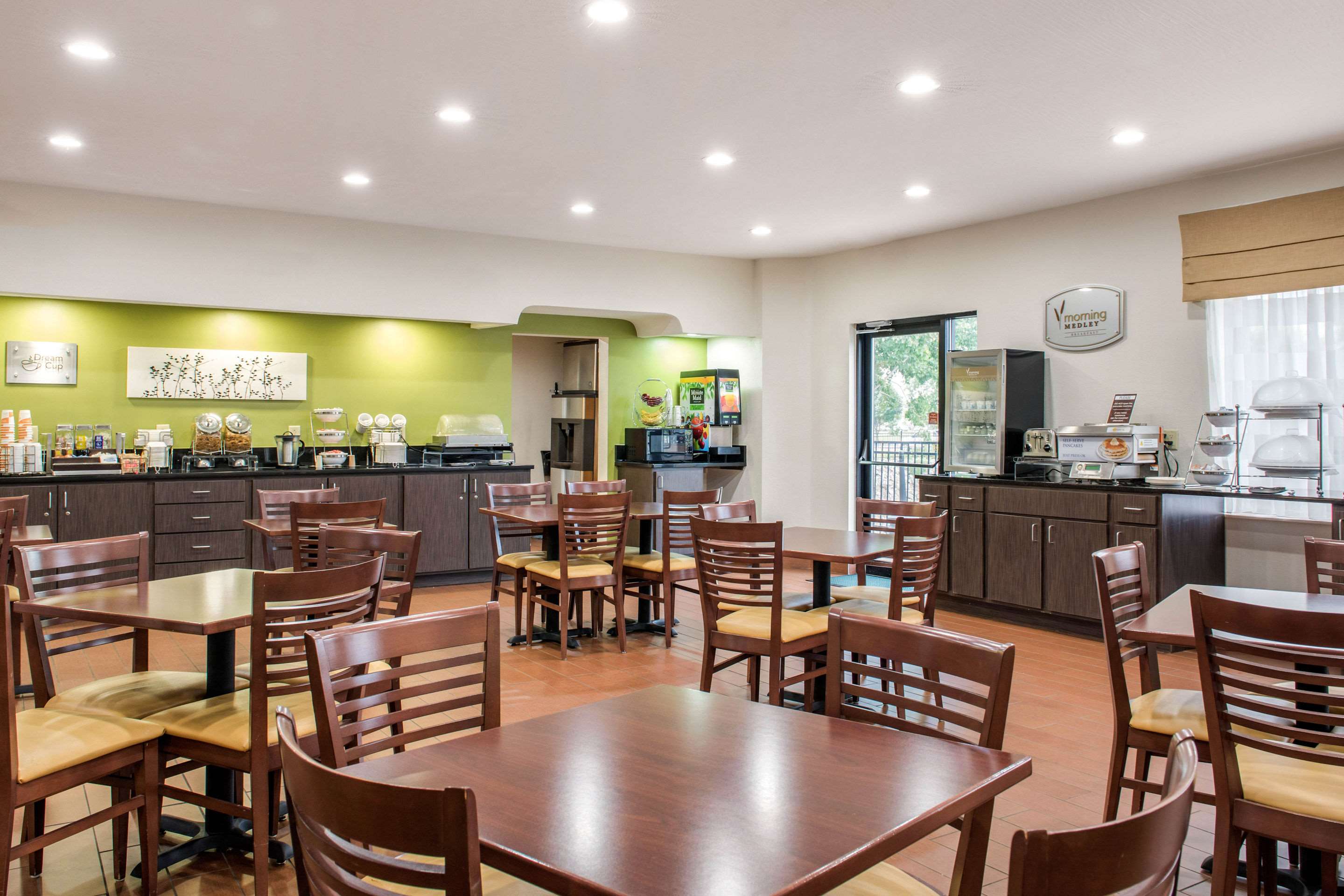 Breakfast area | Sleep Inn & Suites