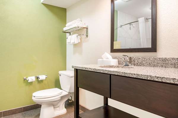  - Sleep Inn & Suites Columbus - I-65, Exit 68