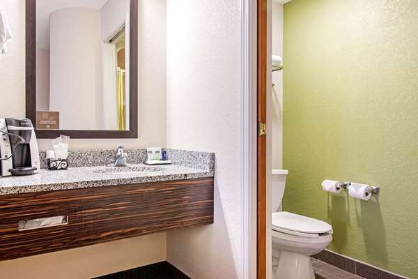  - Sleep Inn & Suites Columbus - I-65, Exit 68