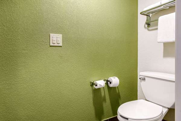  - Sleep Inn & Suites Columbus - I-65, Exit 68