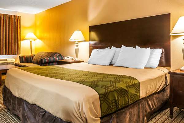  - Econo Lodge Vincennes