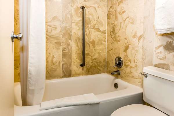  - Econo Lodge Vincennes