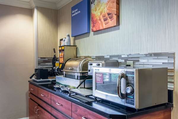 Amenities - Comfort Inn East Evansville