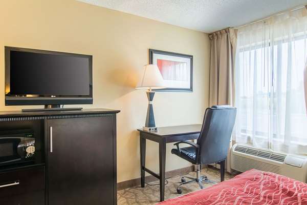  - Comfort Inn East Evansville