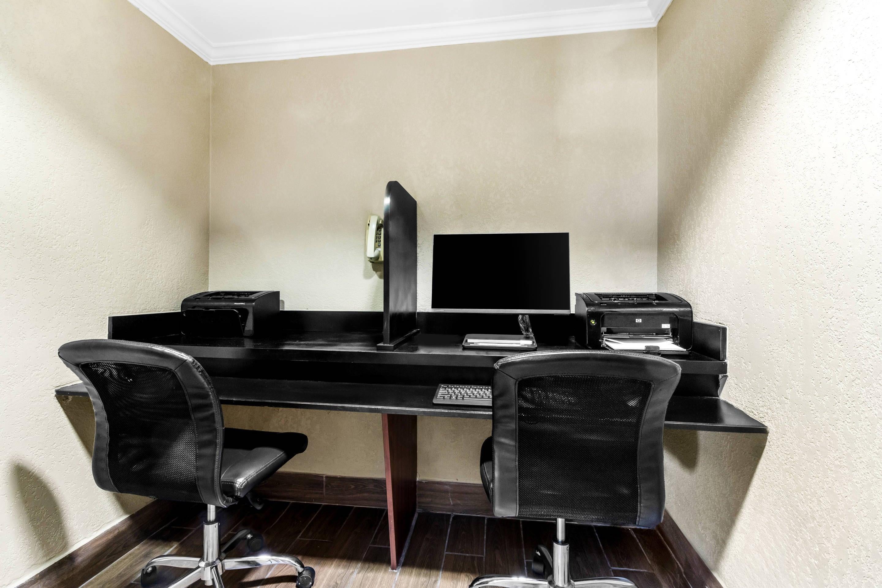 Business center | Comfort Inn East Evansville