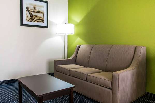  - Quality Inn & Suites Anderson - I-69, Exit 226