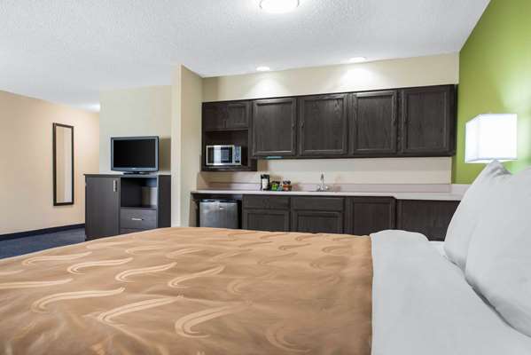  - Quality Inn & Suites Anderson - I-69, Exit 226