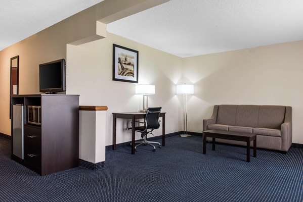  - Quality Inn & Suites Anderson - I-69, Exit 226