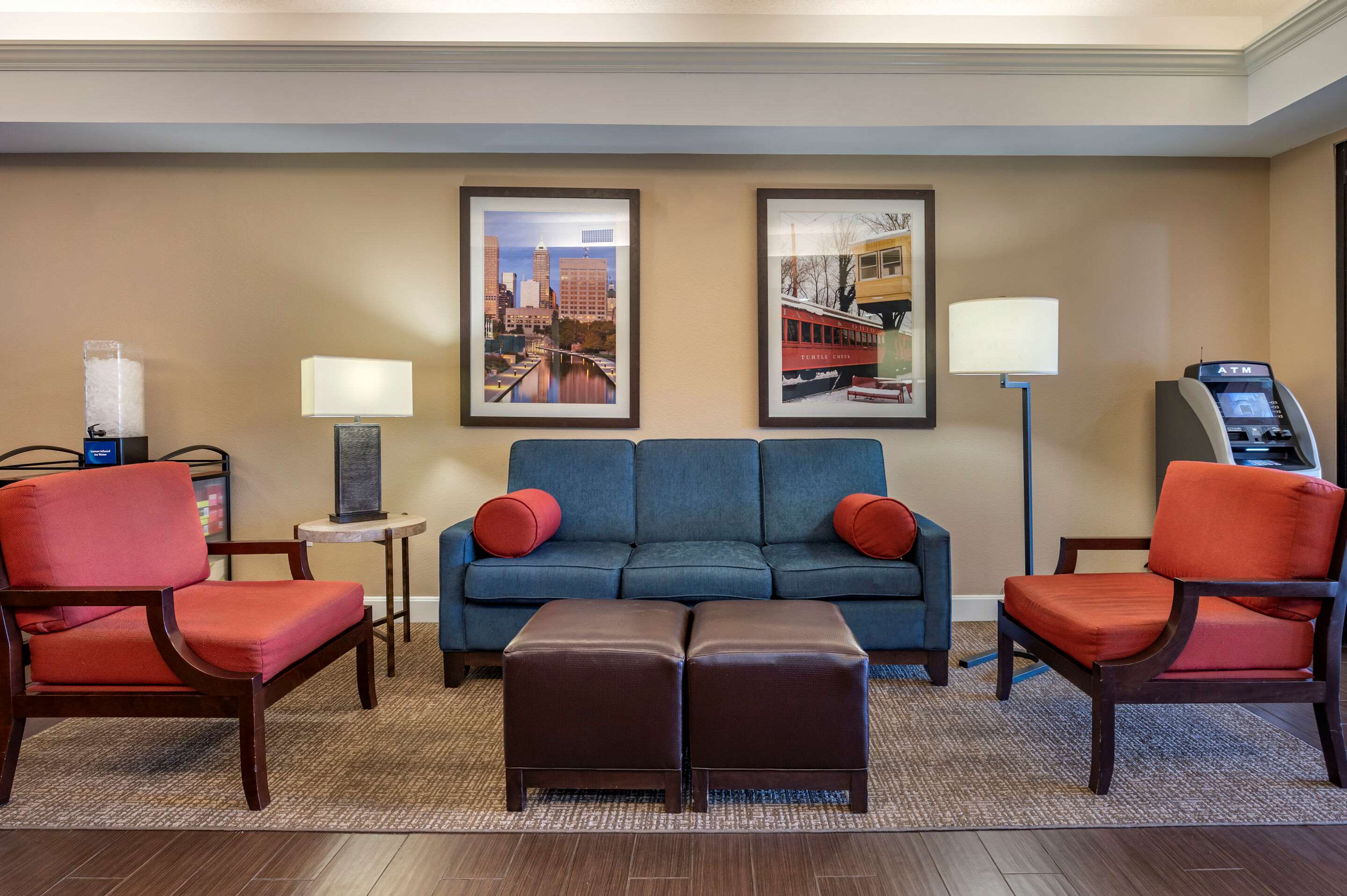 Hotel lobby | Comfort Inn
