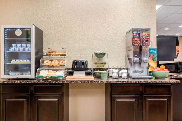 Amenities - Quality Inn Huntingburg